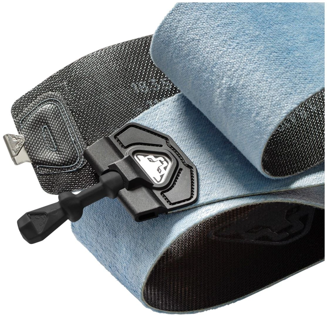 Dynafit Blacklight 88 Speedskin Dynafit Blacklight 88 Speedskin -Ski Promotions Magasin dynafit blacklight 88 speedskin unico 158 unico 0